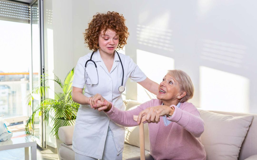 How to Choose the Right Senior Caregiver: Essential Qualities to Look For